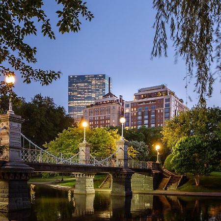 Hotel The Newbury Boston Esterno foto The Public Garden