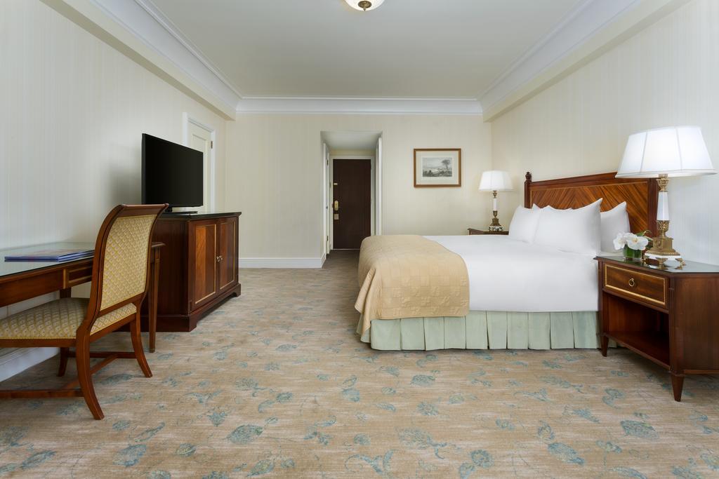 Hotel The Newbury Boston Esterno foto A room at the Waldorf Astoria New York